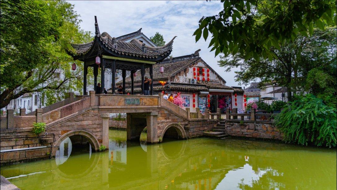 女朋友发朋友圈说难过伤心、是榴莲解决不了?-权威问答网站